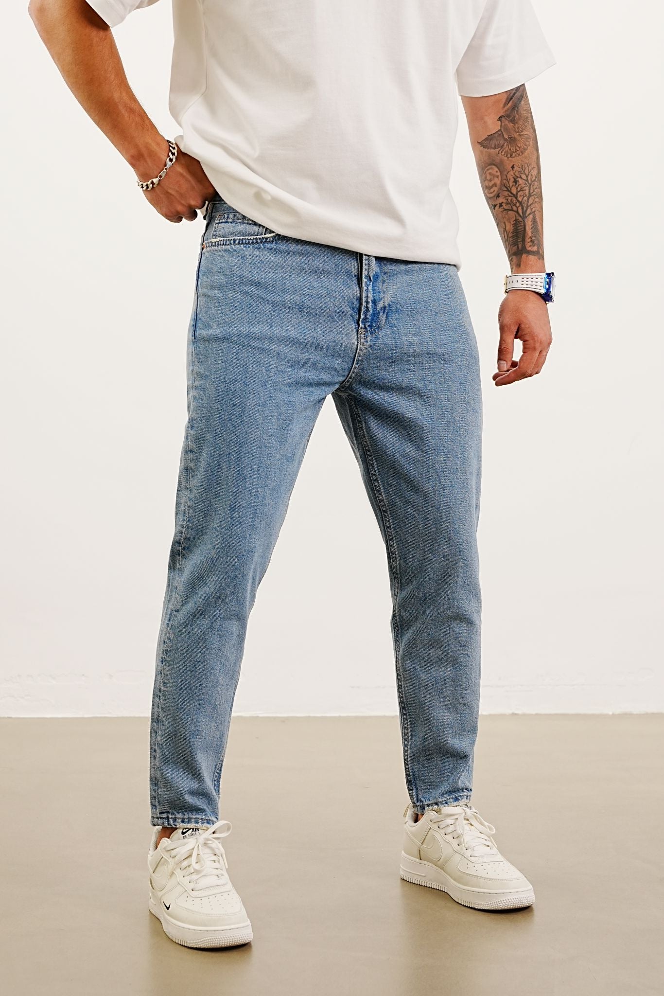 STONEWASHED BLUE BOYFRIEND JEAN