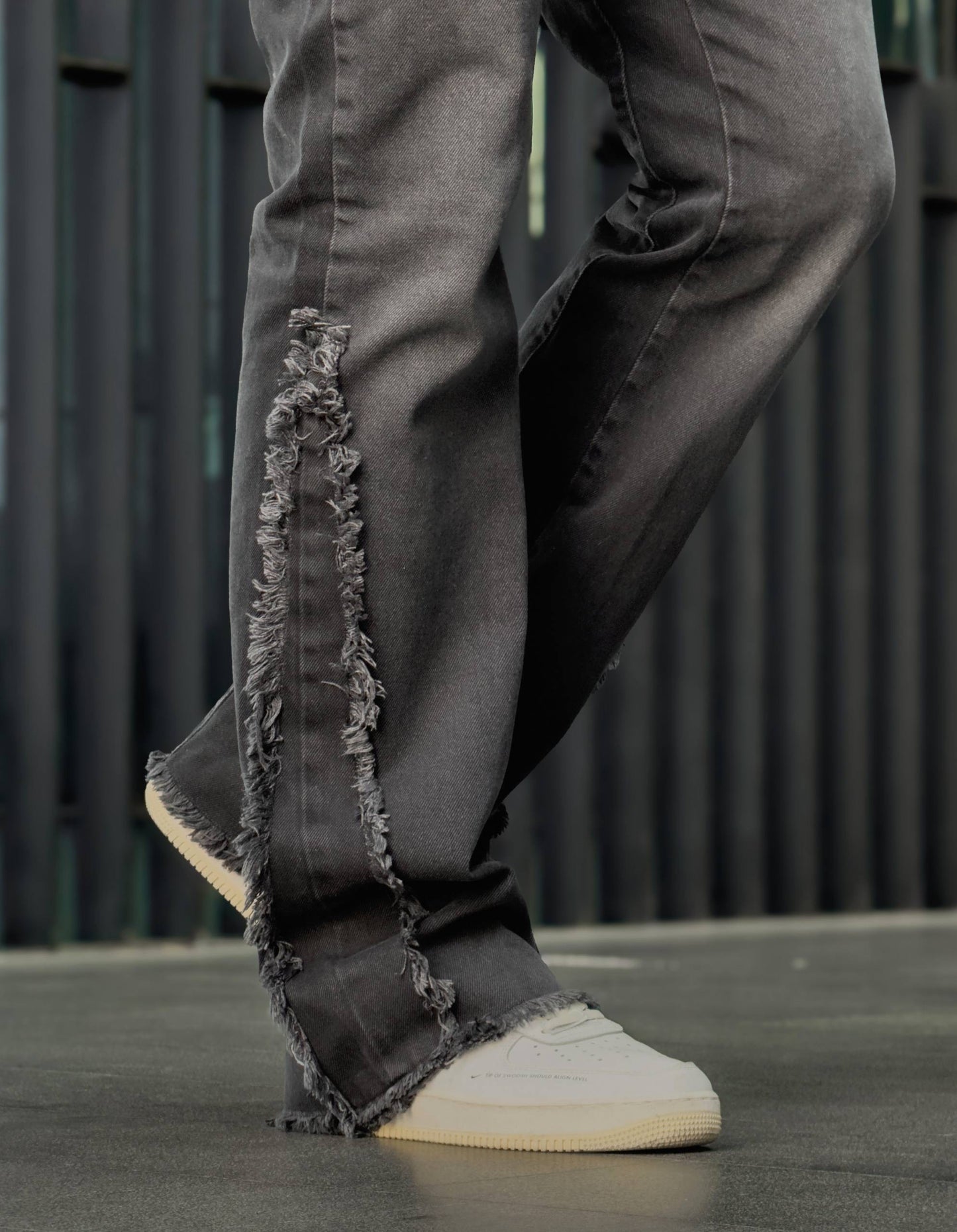 VIP WASHED BLACK FLARE JEAN