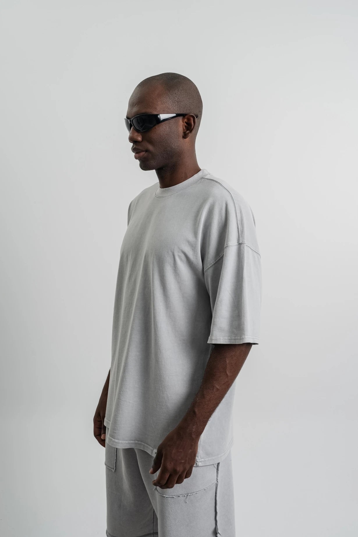 STONEWASHED BASIC T-SHIRT