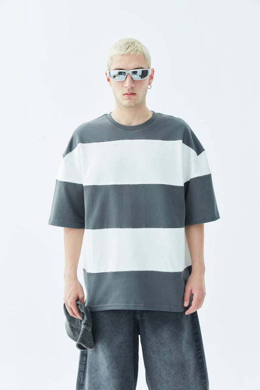 OVERSIZED STRIPED T-SHIRT