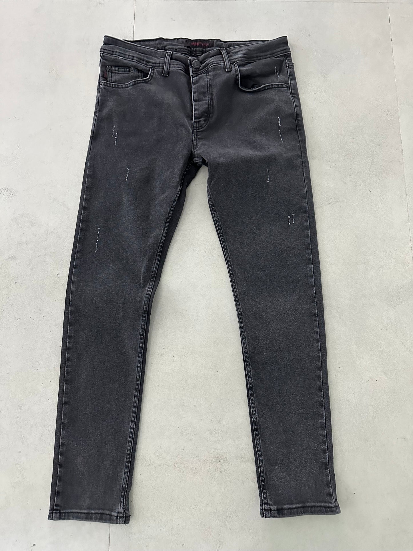 DAMAGED STONEWASHED GRAY JEAN