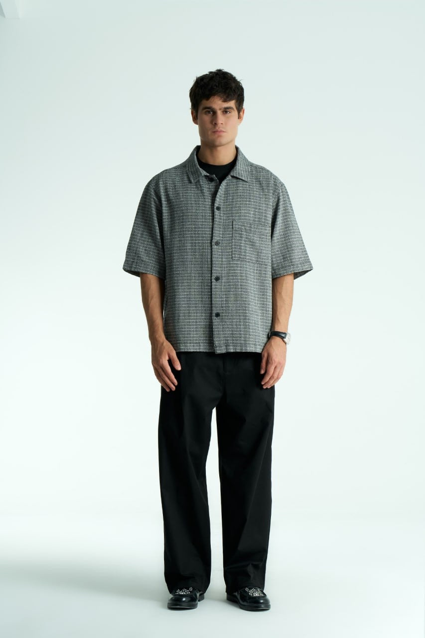CROP CUT SQUARE PATTERN SHIRT