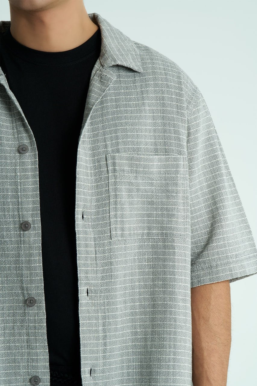 CROP CUT SQUARE PATTERN SHIRT