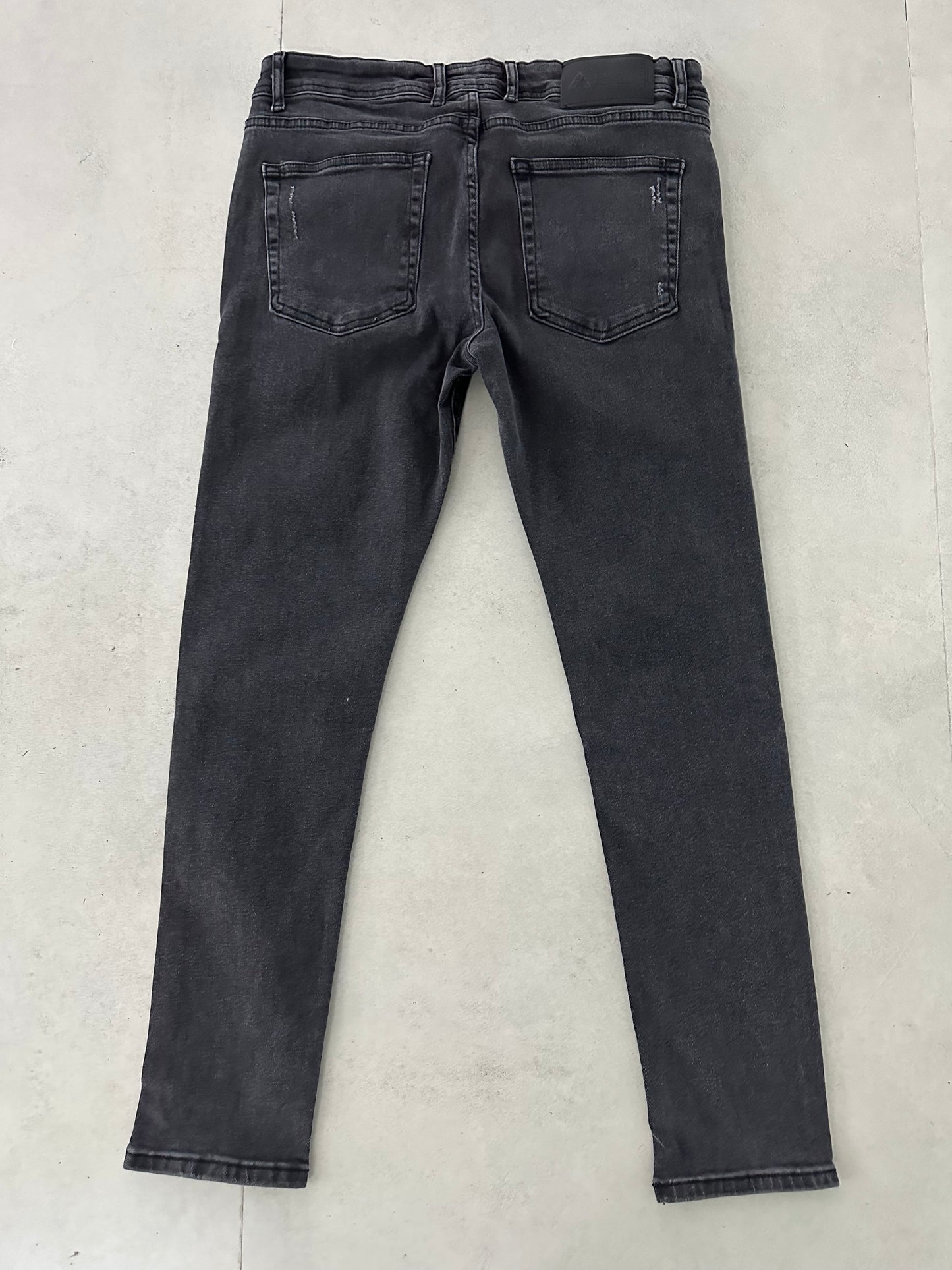 DAMAGED STONEWASHED GRAY JEAN