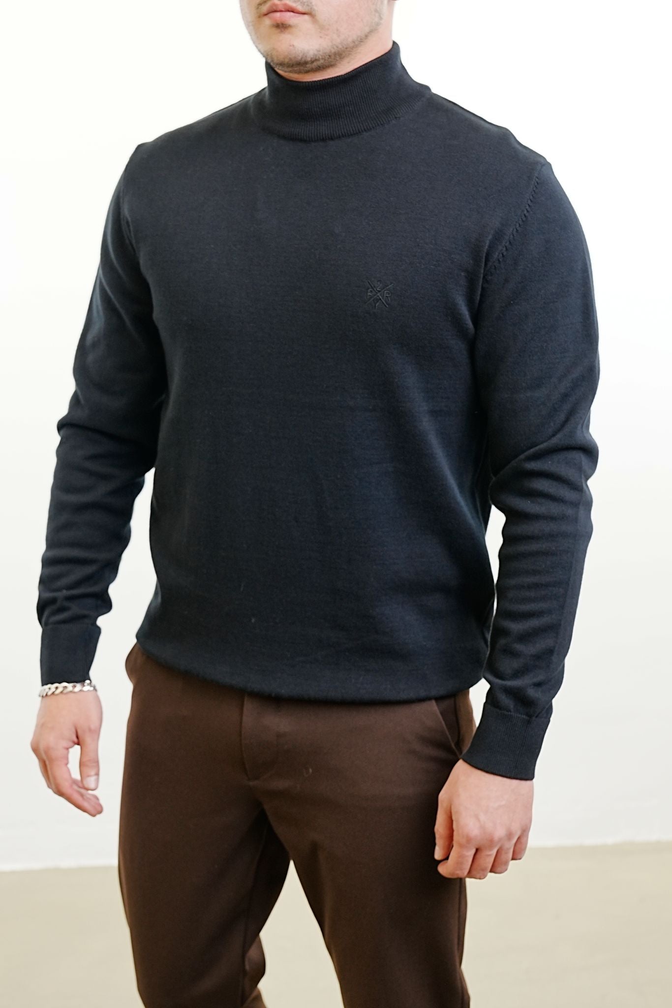 HIGH NECK SWEATER (3 COLOR)