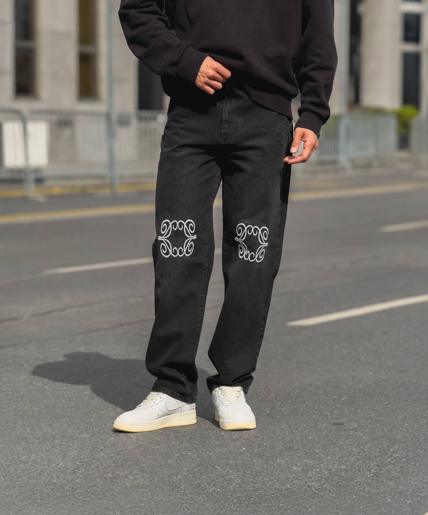 VIP ANAGRAM BLACK JEAN
