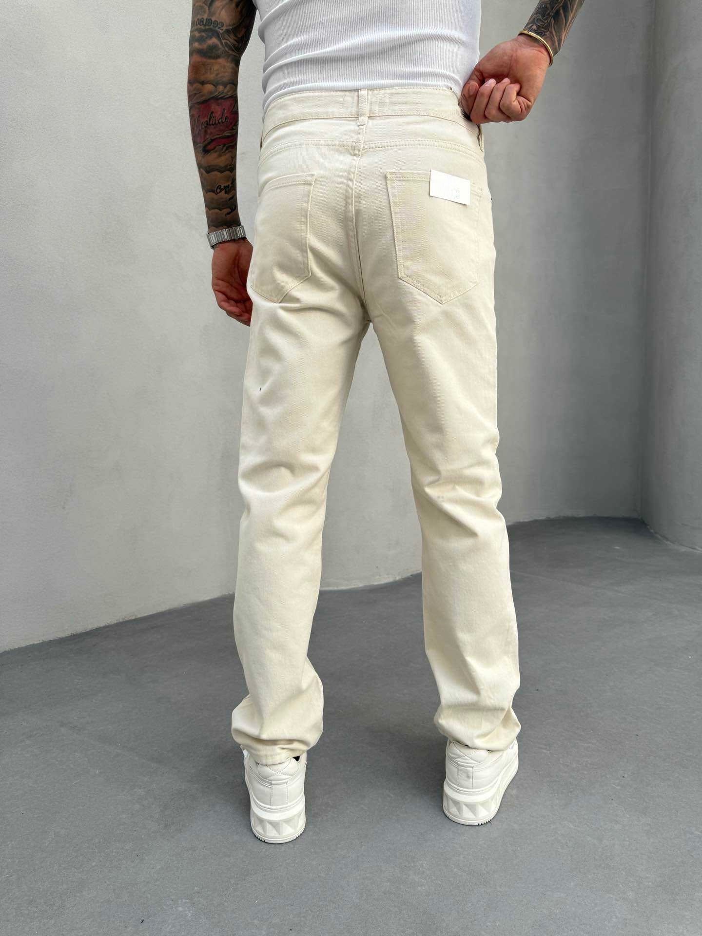 BAIGE STRAIGHT CUT JEAN