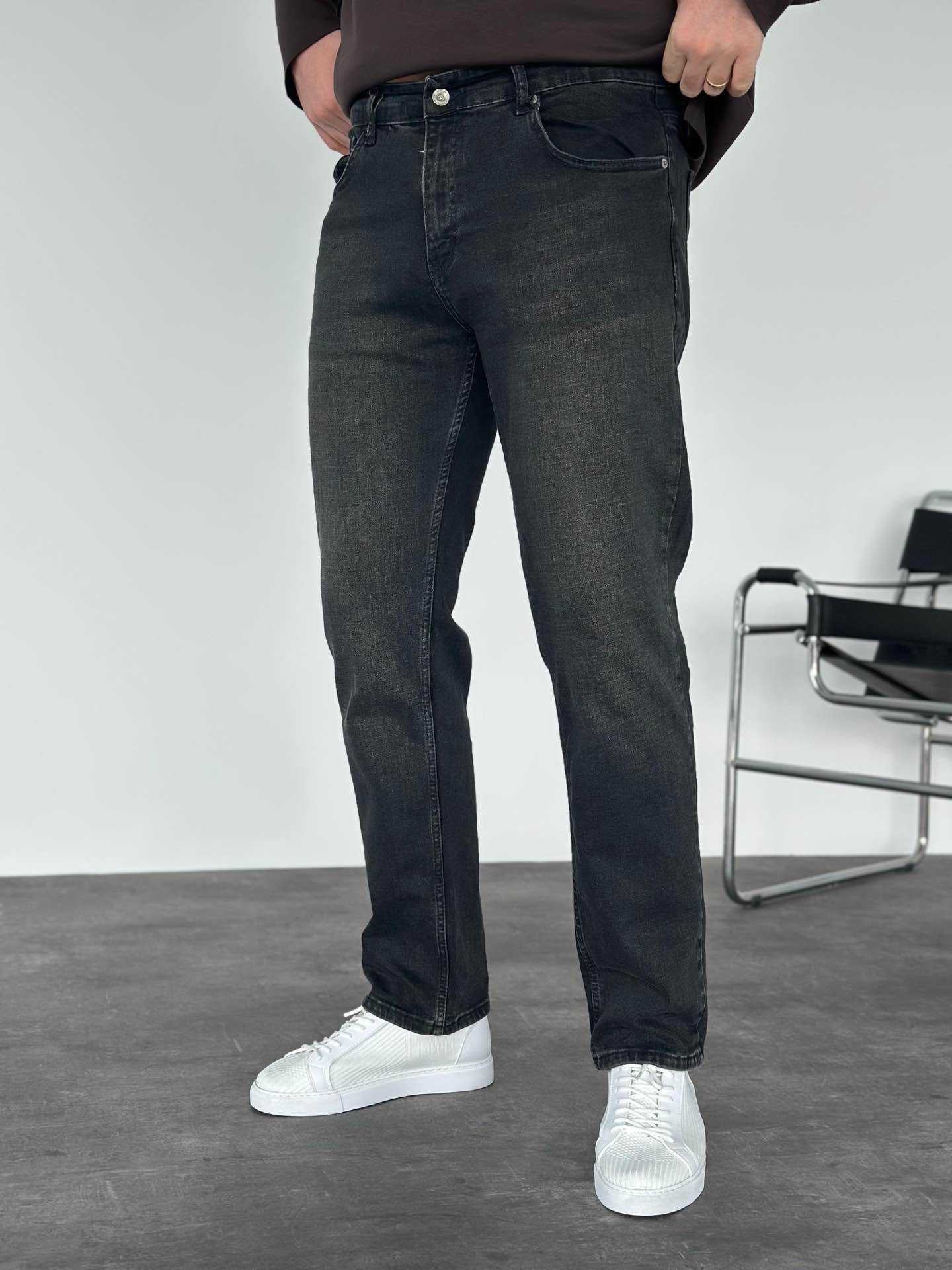 WASHED BLACK REGULAR FIT JEAN