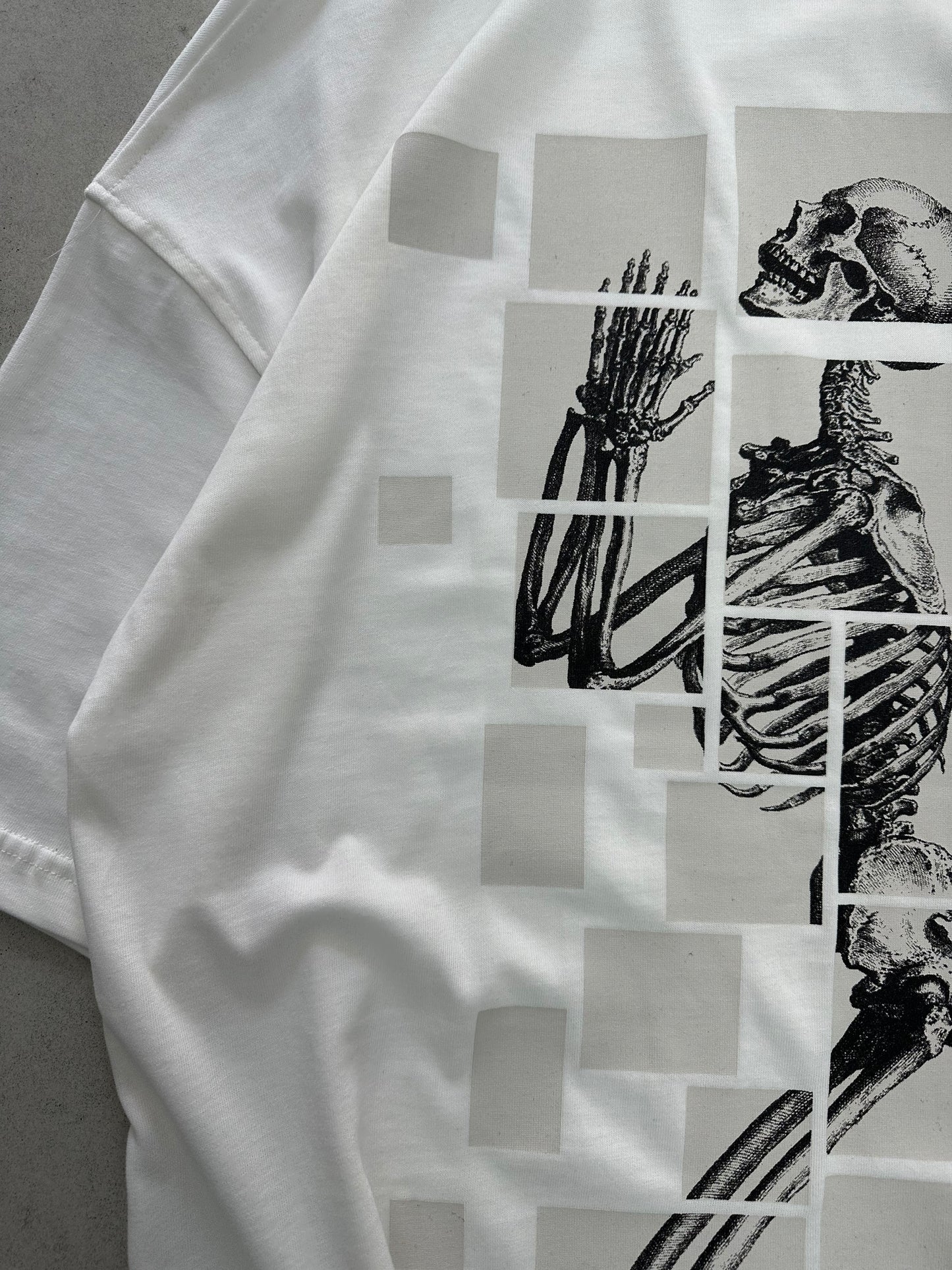 SKELETON OVERSIZE T-SHIRT