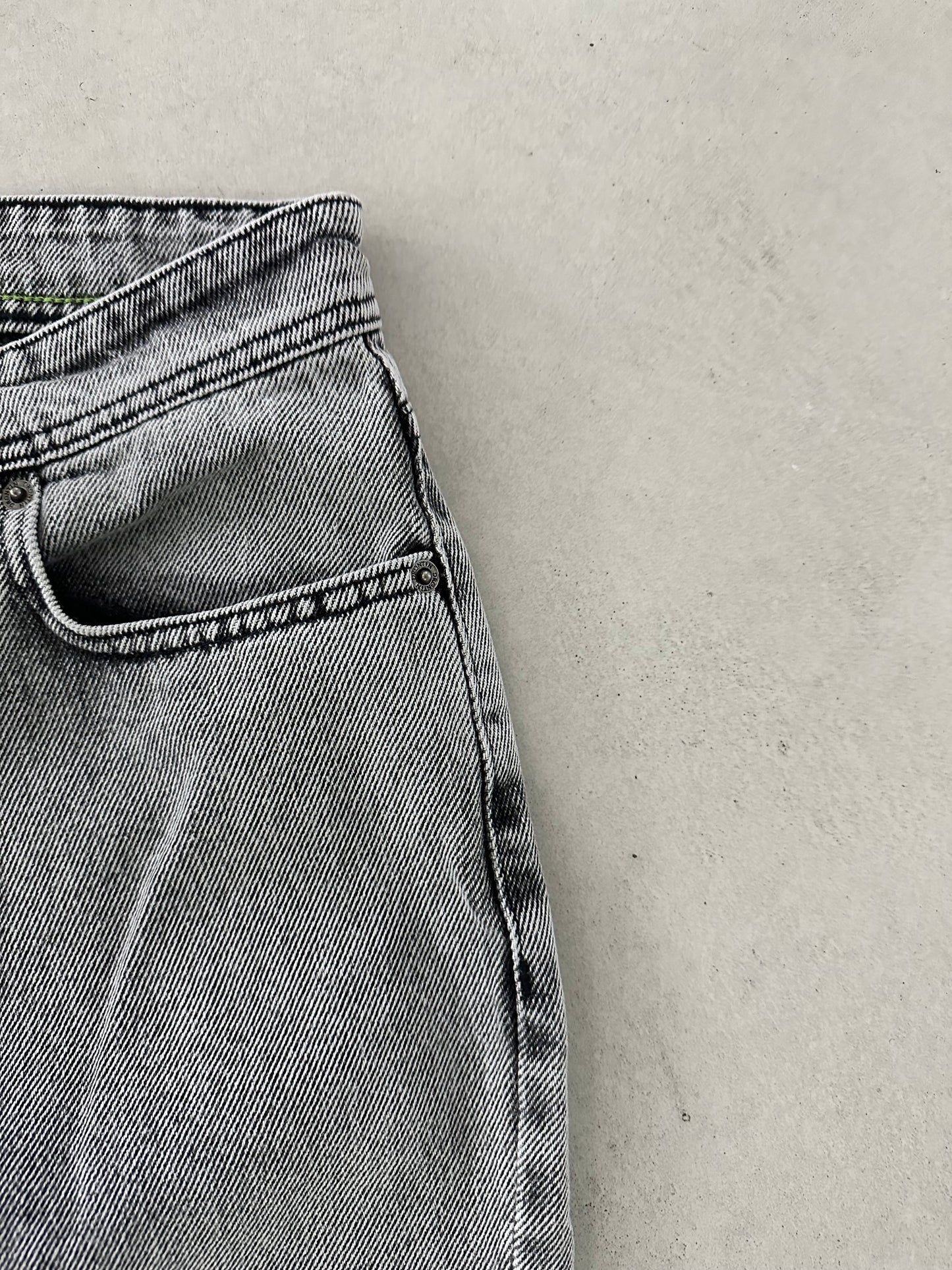 STONEWASHED GRAY BAGGY JEAN