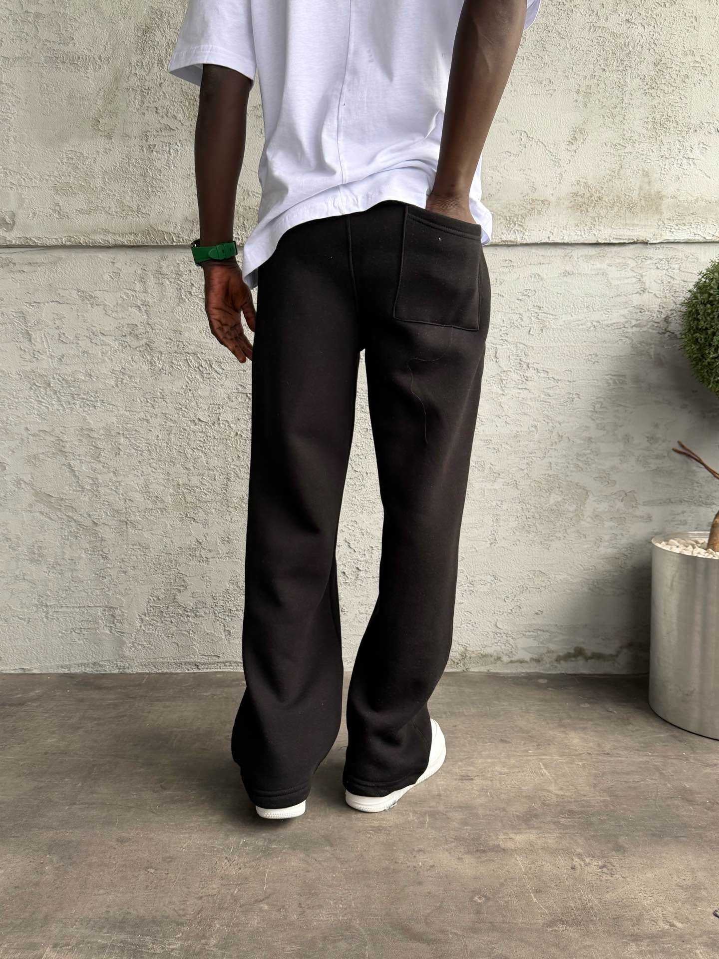 PREMIUM LINE SWEATPANTS