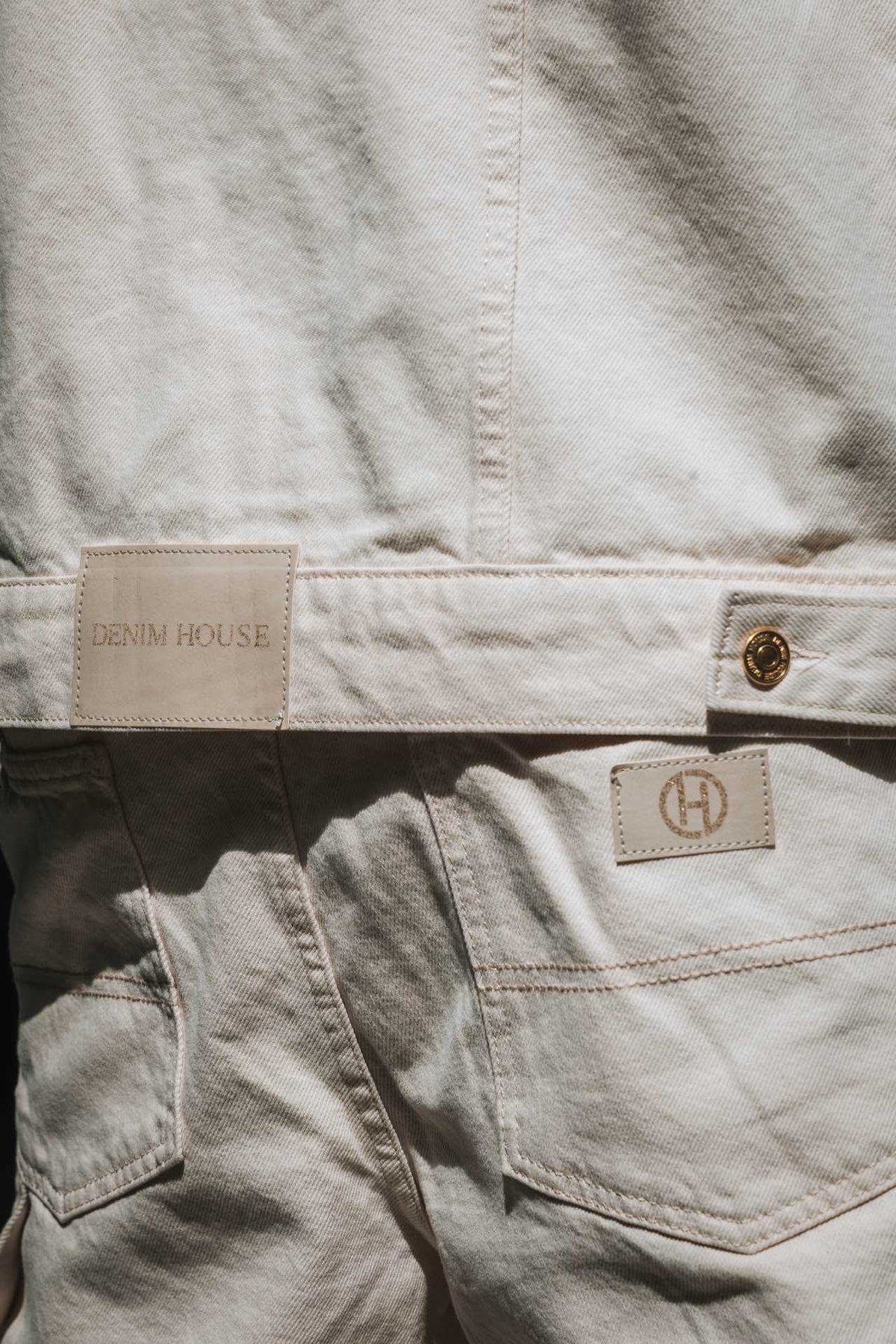 VIP BAIGE DENIM JACKET