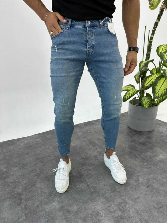 SCRATCH LIGHT BLUE JEAN