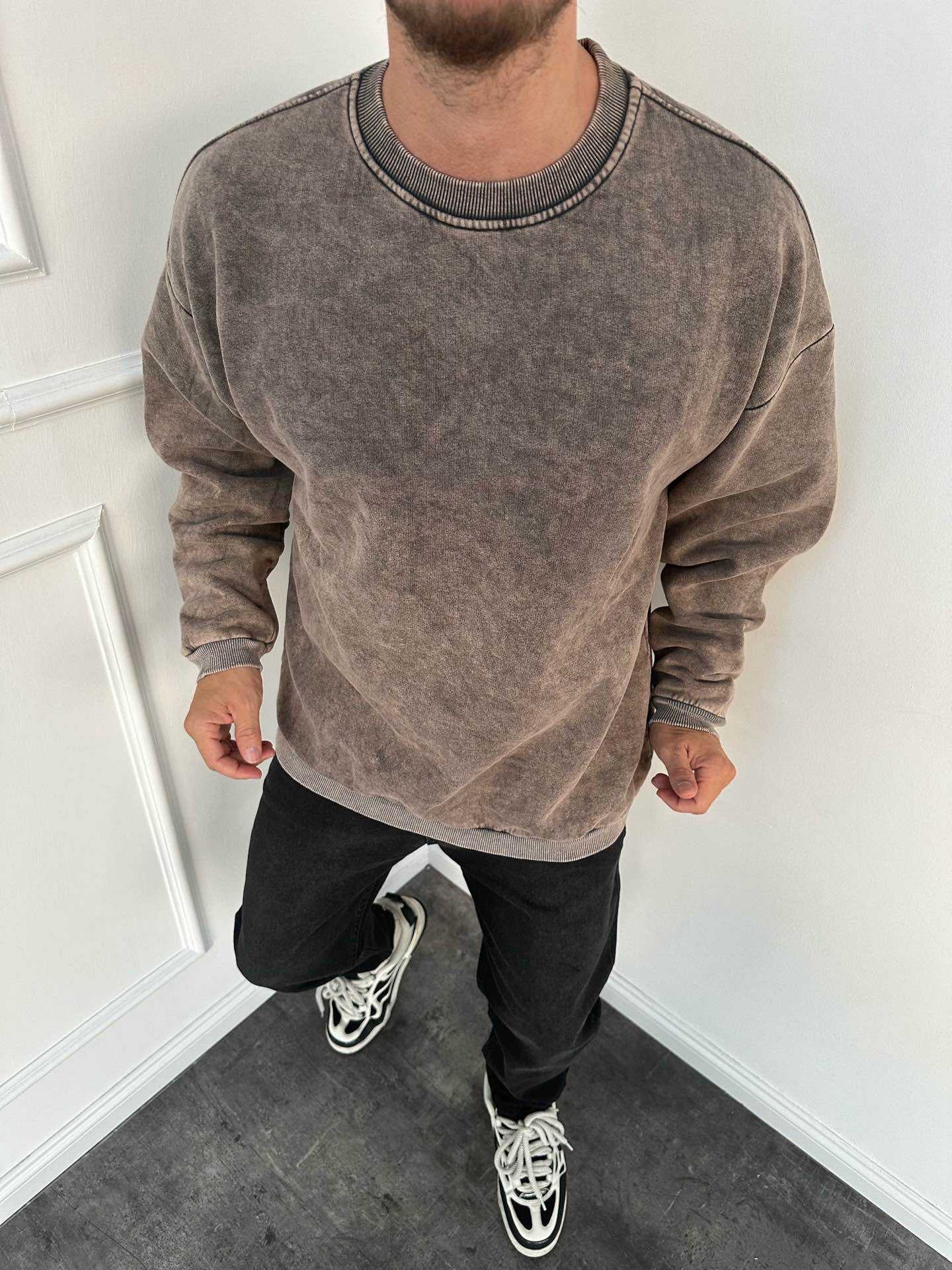 STONEWASHED SWEATSHIRT