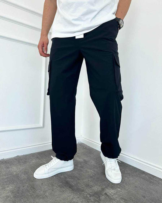 BLACK CARGO PANTS