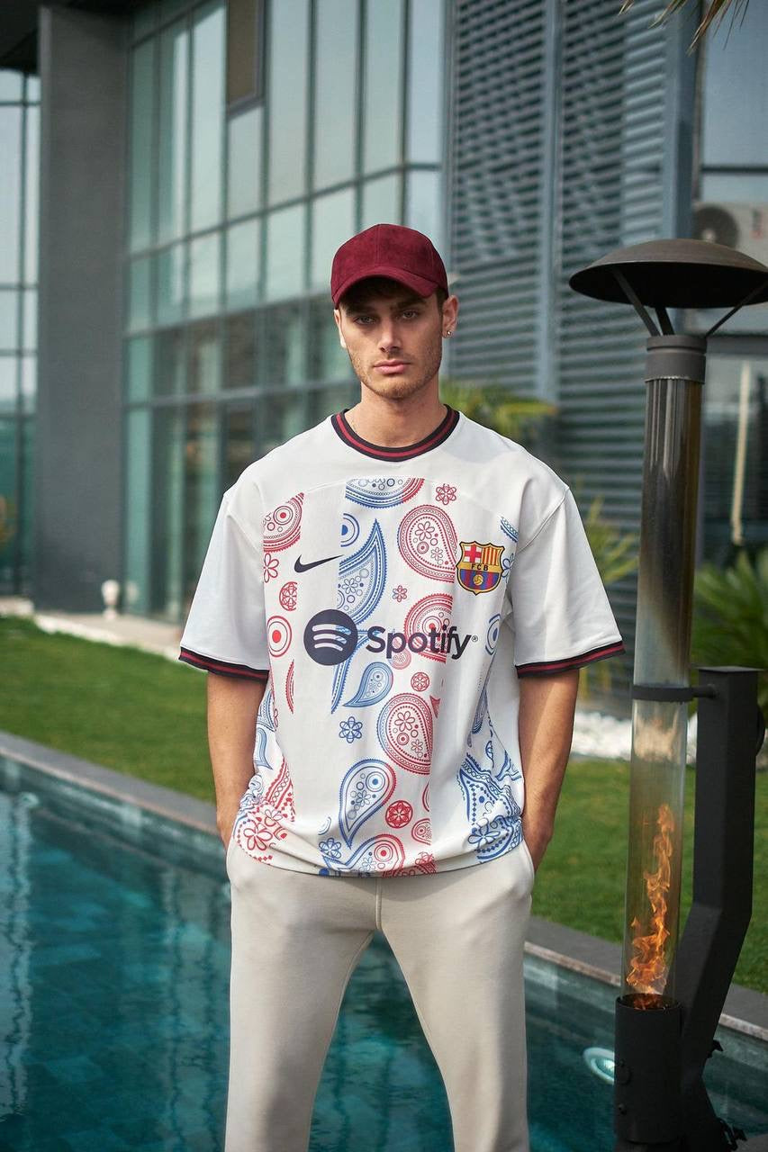 BARCELONA FANCY T-SHIRT