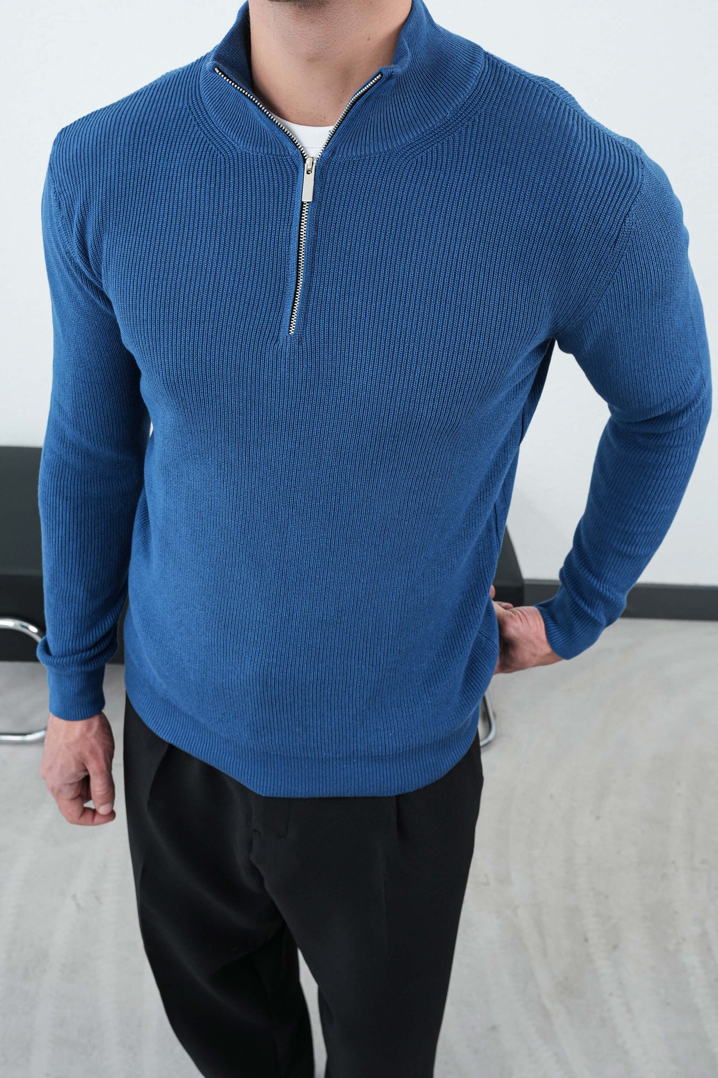 PREMIUM HALF ZIP SWEATER (5 COLOR)