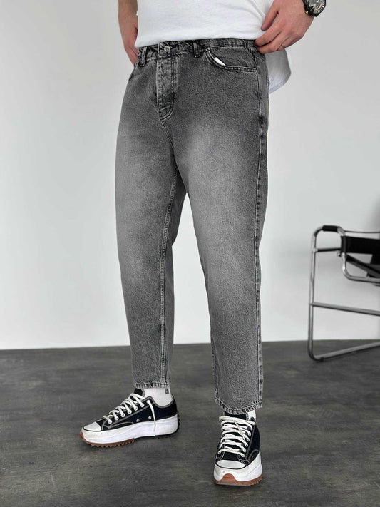 STONEWASHED GRAY BOYFRIEND CUT JEAN