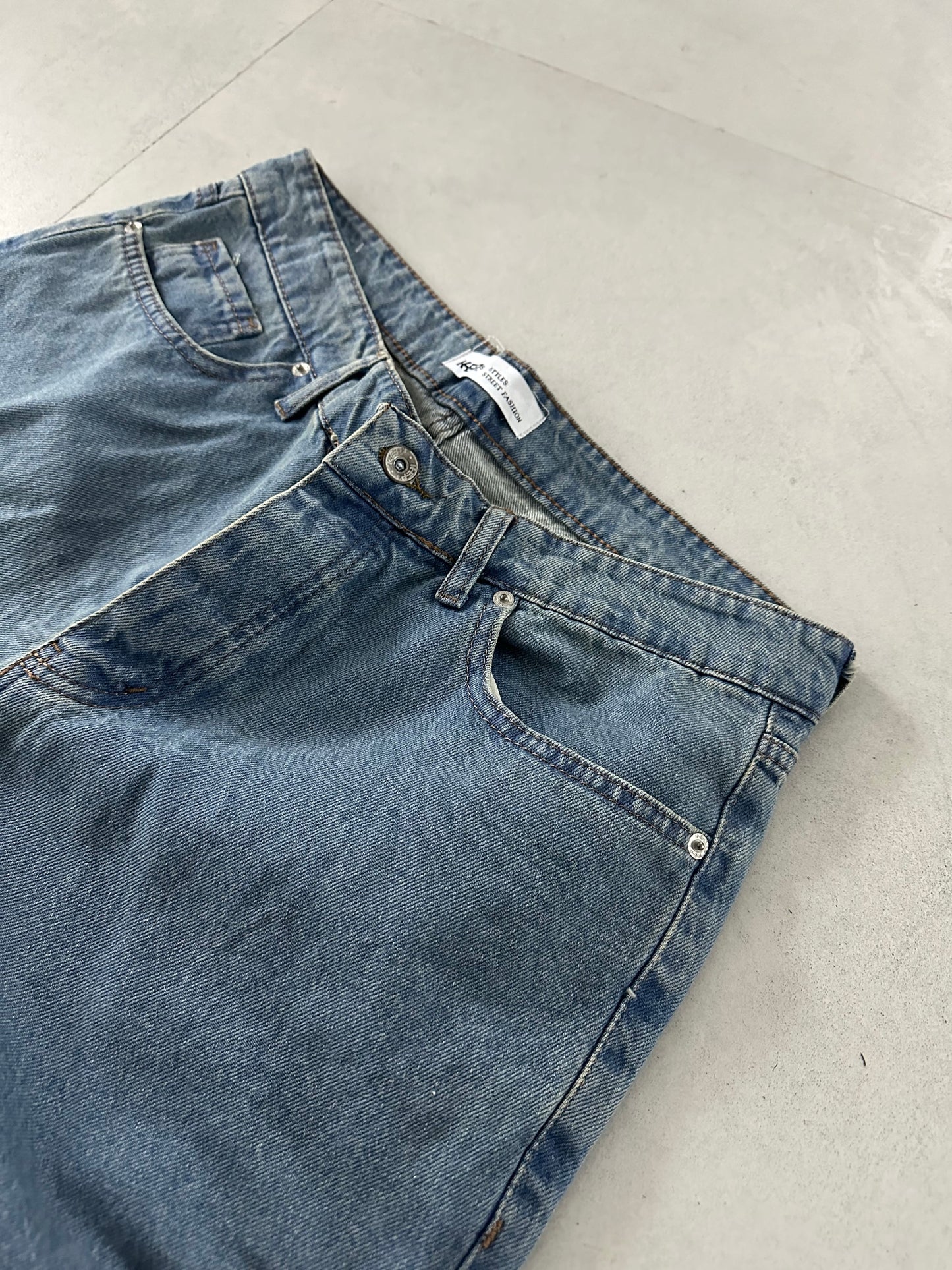 BLUE BOYFRIEND STYLE JEAN