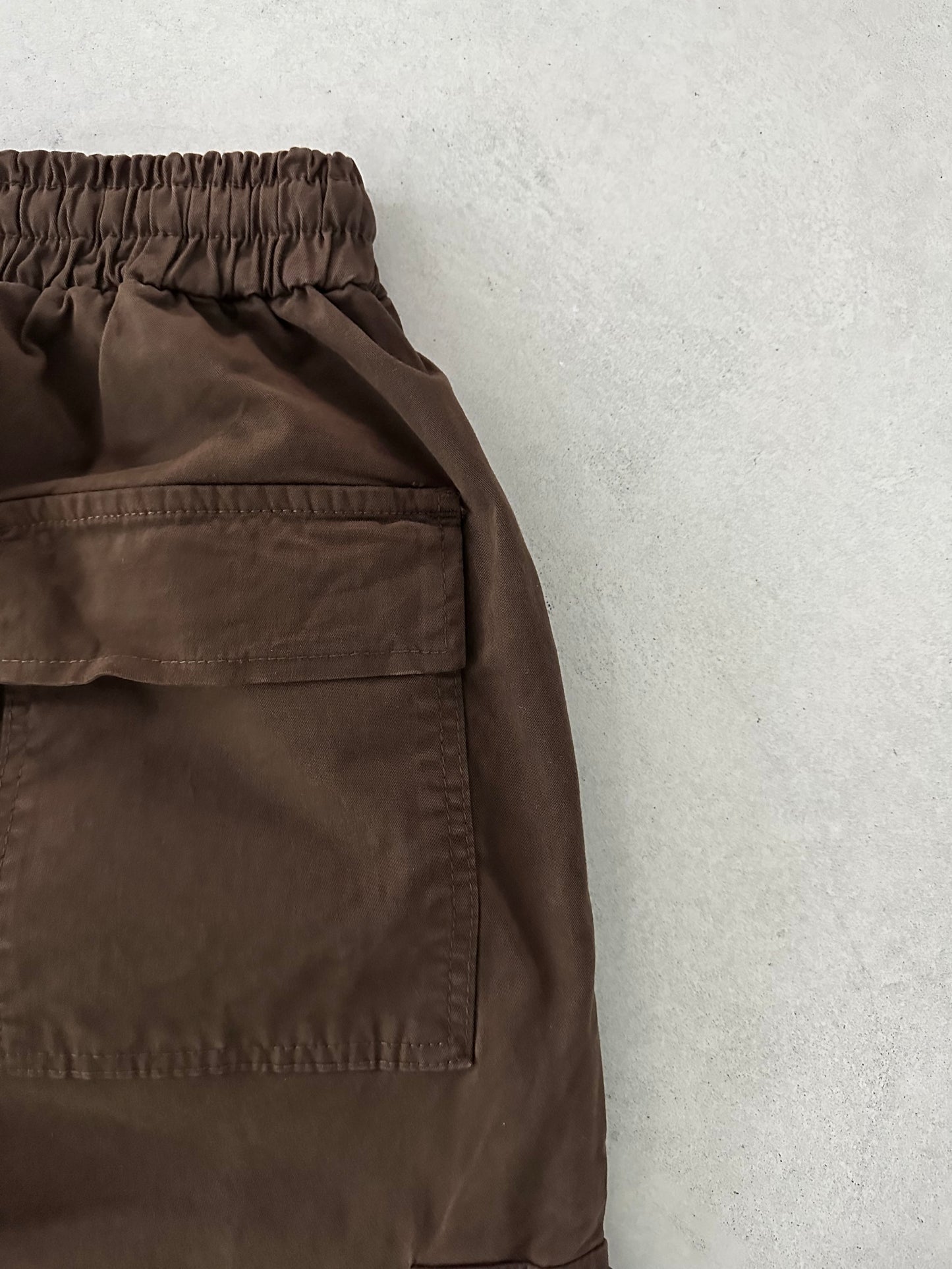 BROWN CARGO PANTS