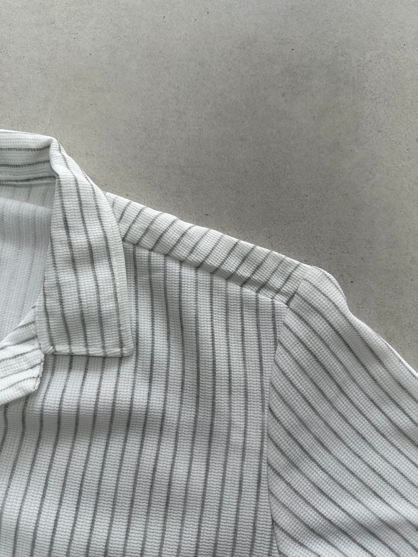 THREADS STRIPE SHIRT (5 COLOR)