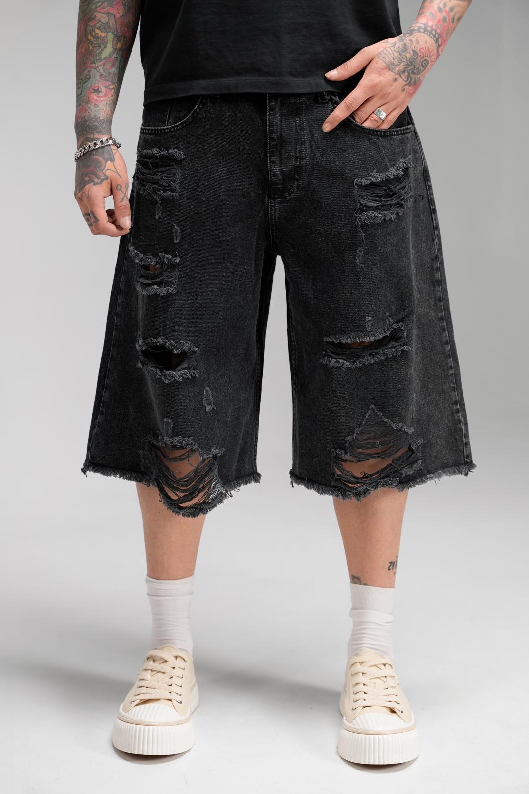 RIPPED BLACK JORT