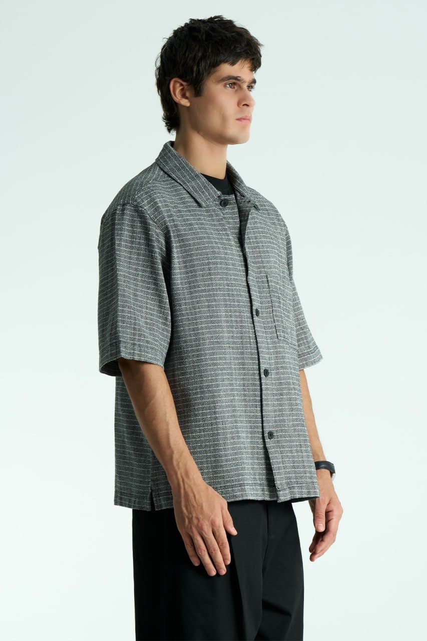 CROP CUT SQUARE PATTERN SHIRT