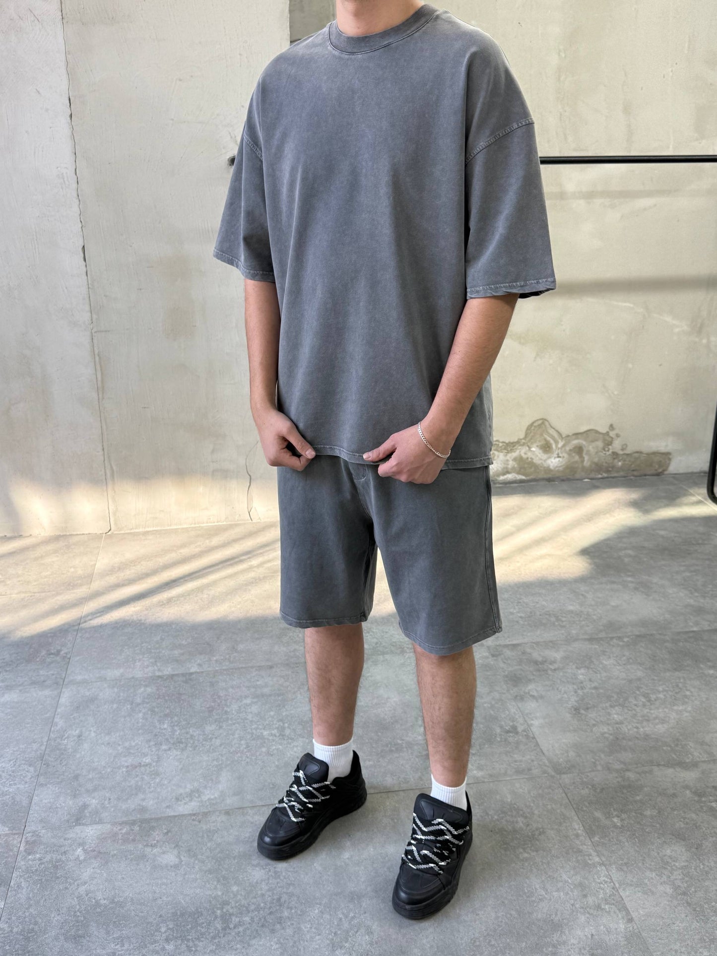 PREMIUM STONEWASHED SHORT SET
