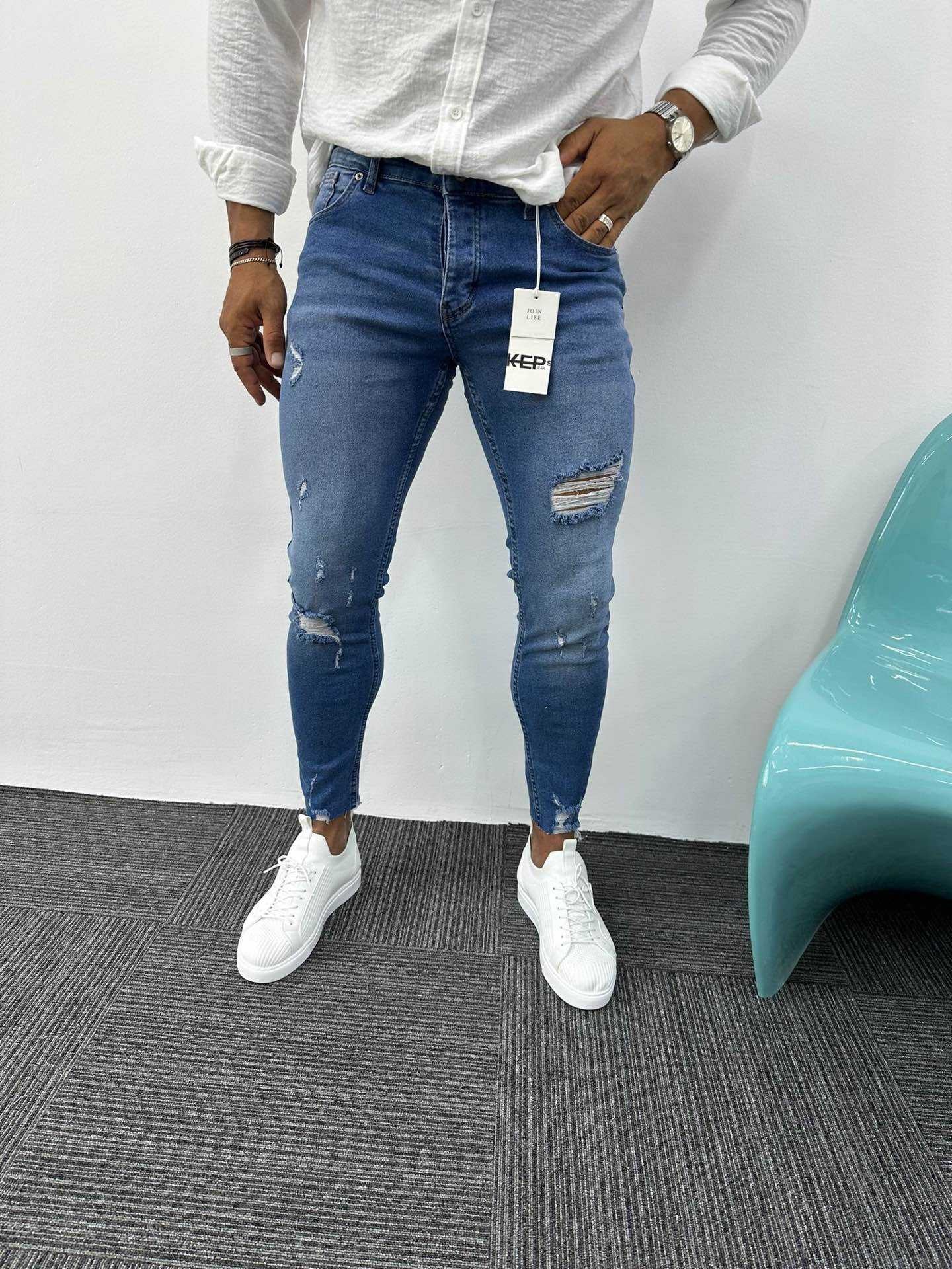 RIPPED BLUE SLIM FIT JEAN